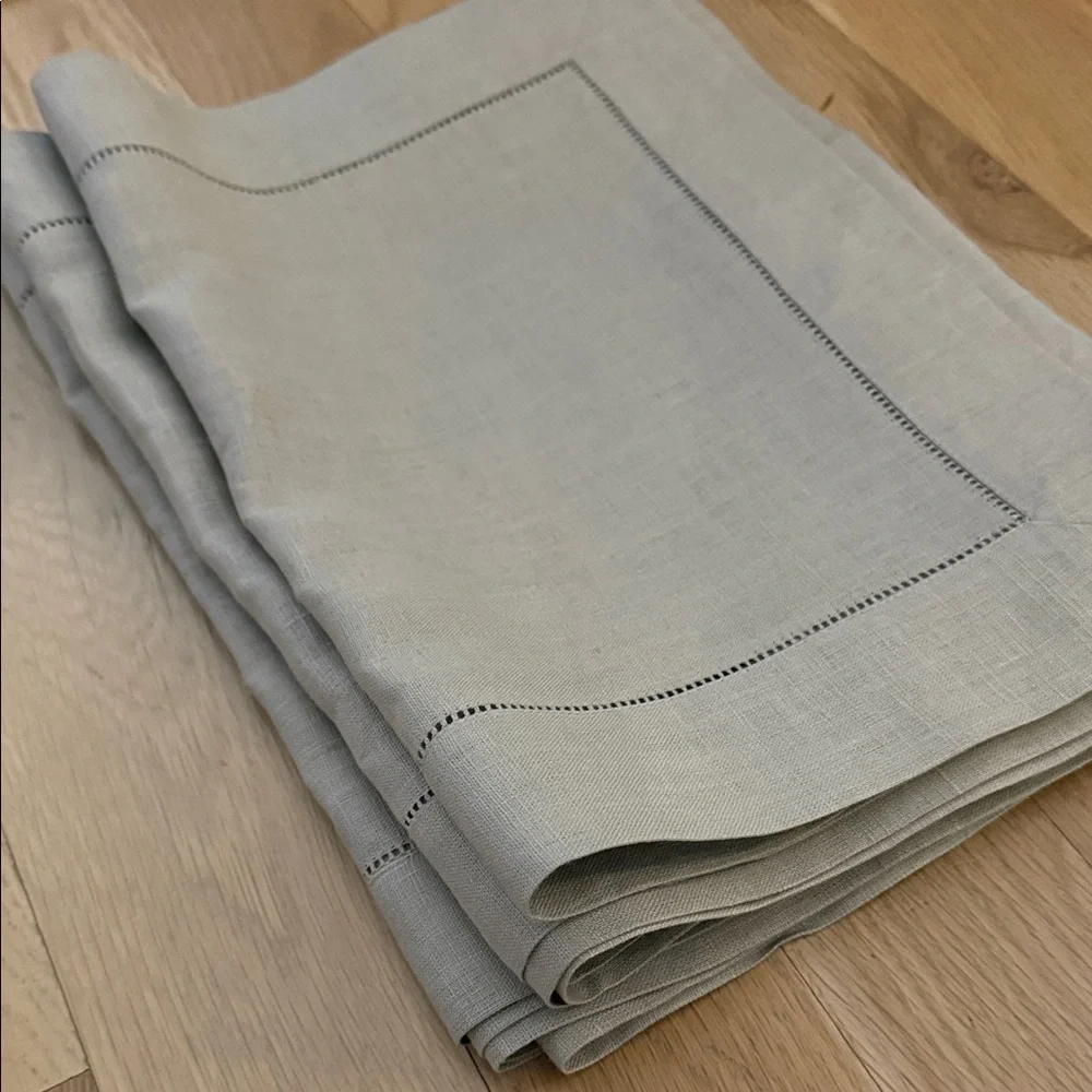 SFERRA Classico Linen Placemat- set of 12